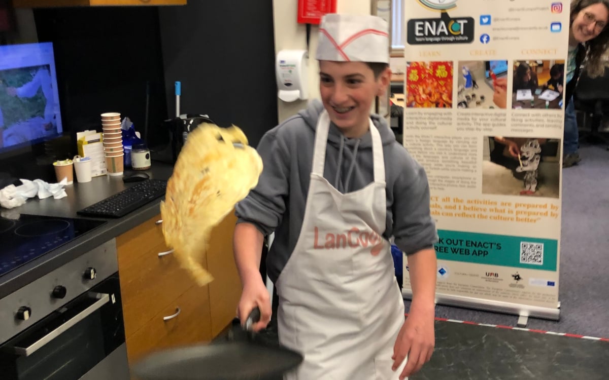 Learning to make pancakes using ENACT's resources