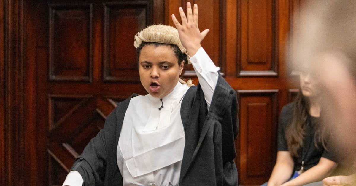 Corruption in the Spotlight. Cicero vs Verres. Trial. Wambui Hardcastle as Cicero © Jason Thompson @Sound Ideas Media and ClassicsFest.